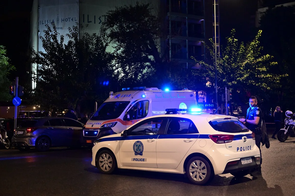 Νεκρό βρέφος στην Κυψέλη: Σοκ από τον εντοπισμό του σε δοχείο μέσα σε βαλίτσα - Φωτογραφία 1