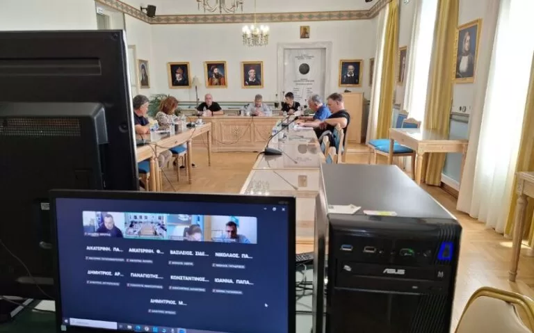Περιφέρεια Πελοποννήσου: Στρατηγικές τουριστικές επενδύσεις και «όχι» σε μονάδα ανακύκλωσης στη Μεγαλόπολη