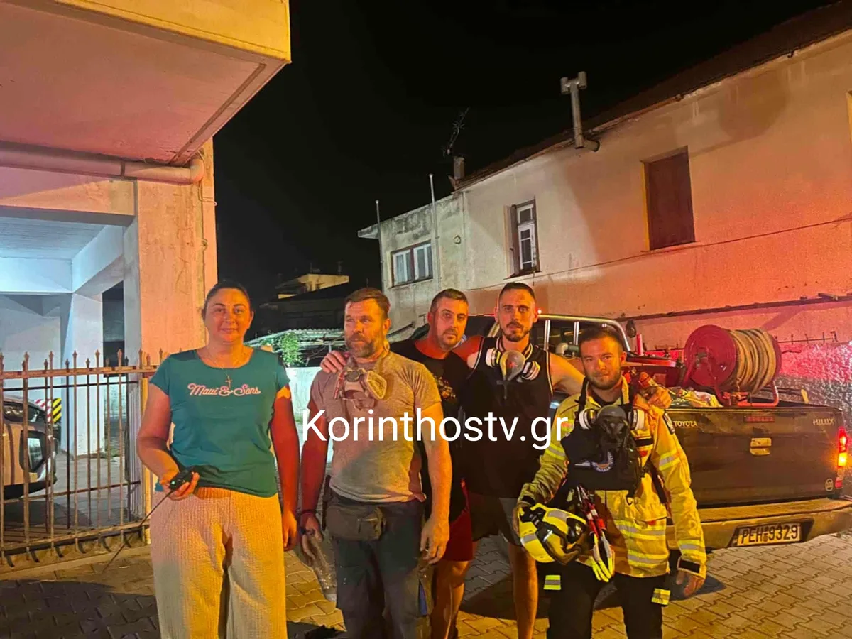 Φωτιά σε διαμέρισμα στο Ξυλόκαστρο: Δραματικός απεγκλωβισμός τεσσάρων ατόμων - Φωτογραφία 3